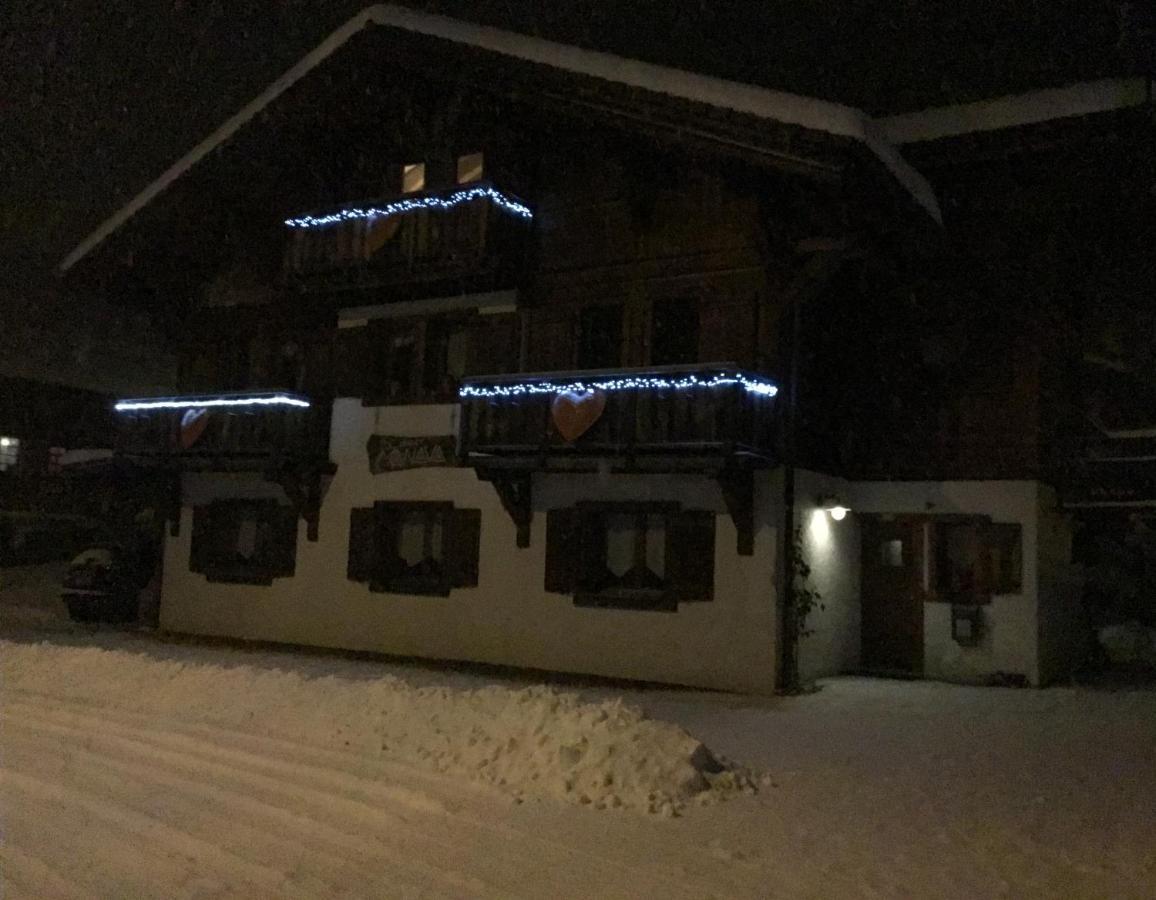Bed And Breakfast Chalet Manava Морзин Экстерьер фото