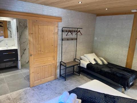 Bed And Breakfast Chalet Manava Морзин Экстерьер фото